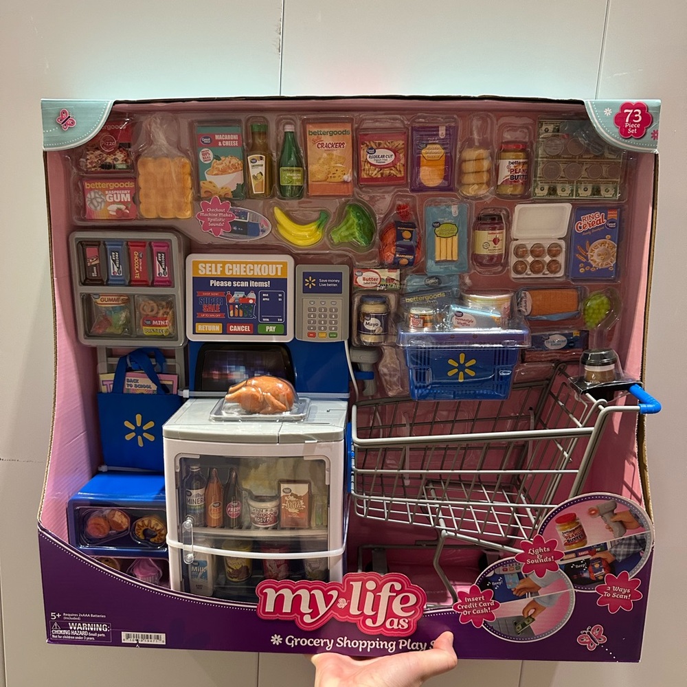 NEW Walmart Playset for 18 inch dolls (My Life, Our Generation, American Girl)